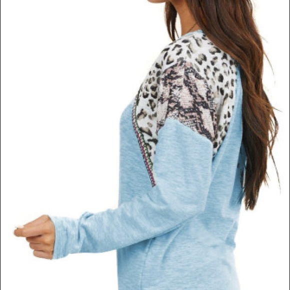 FINALPRICE HP Blue Long Sleeve Top Leopard - Picture 5 of 9
